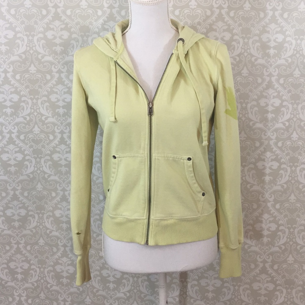 {GAP}Woman’s Distressed Zip Up Hoodie Size M